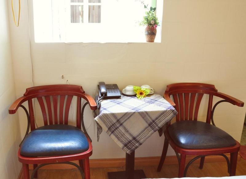 Little Hostel *